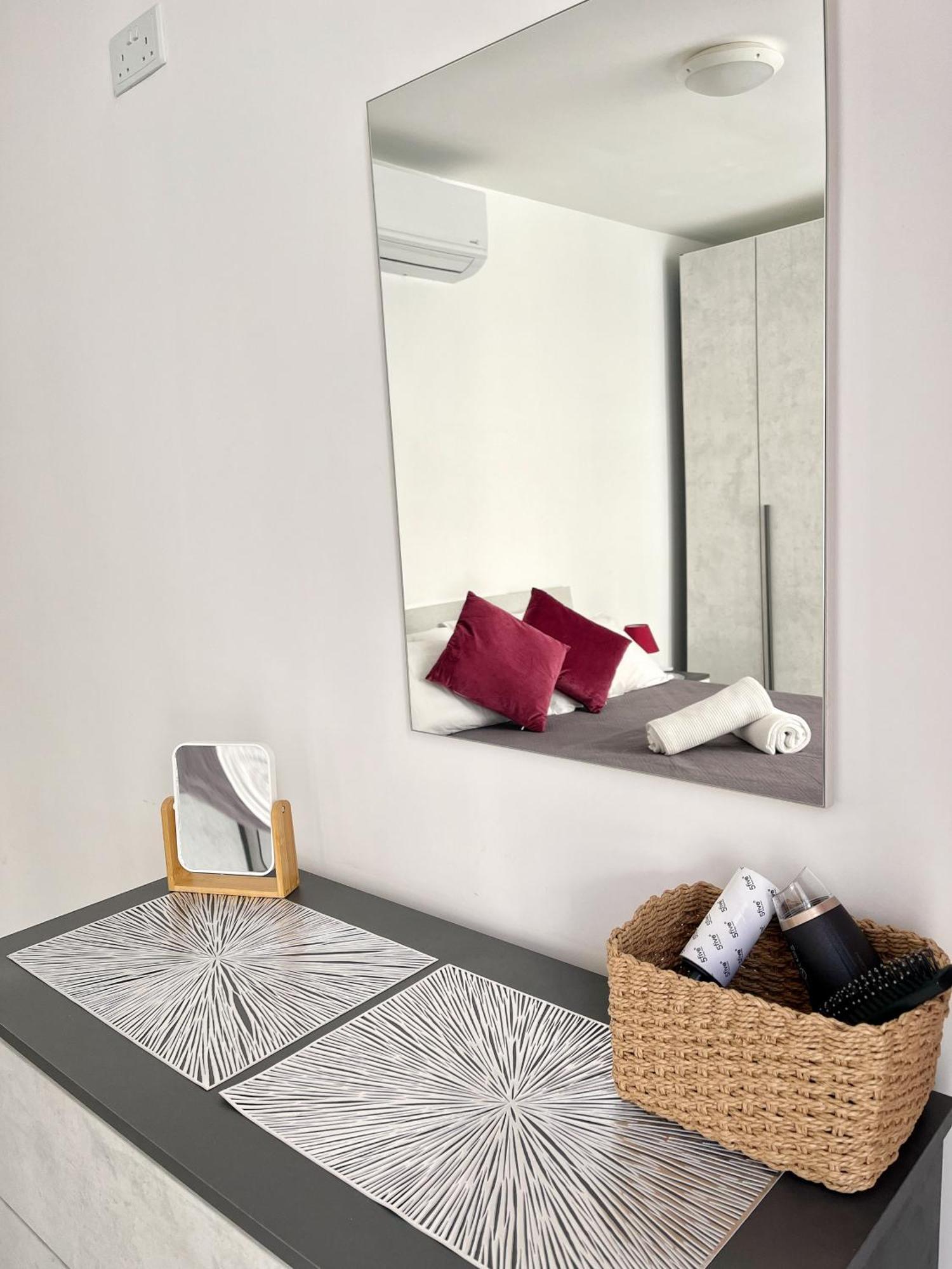 Marina Apartments Мсида Екстериор снимка