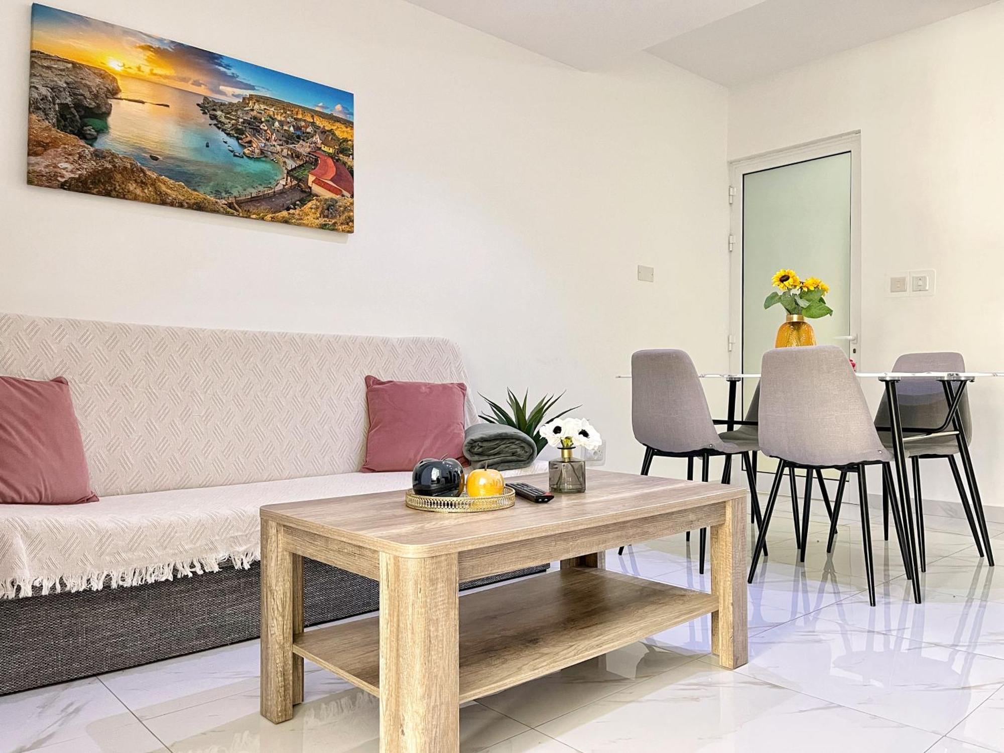 Marina Apartments Мсида Екстериор снимка