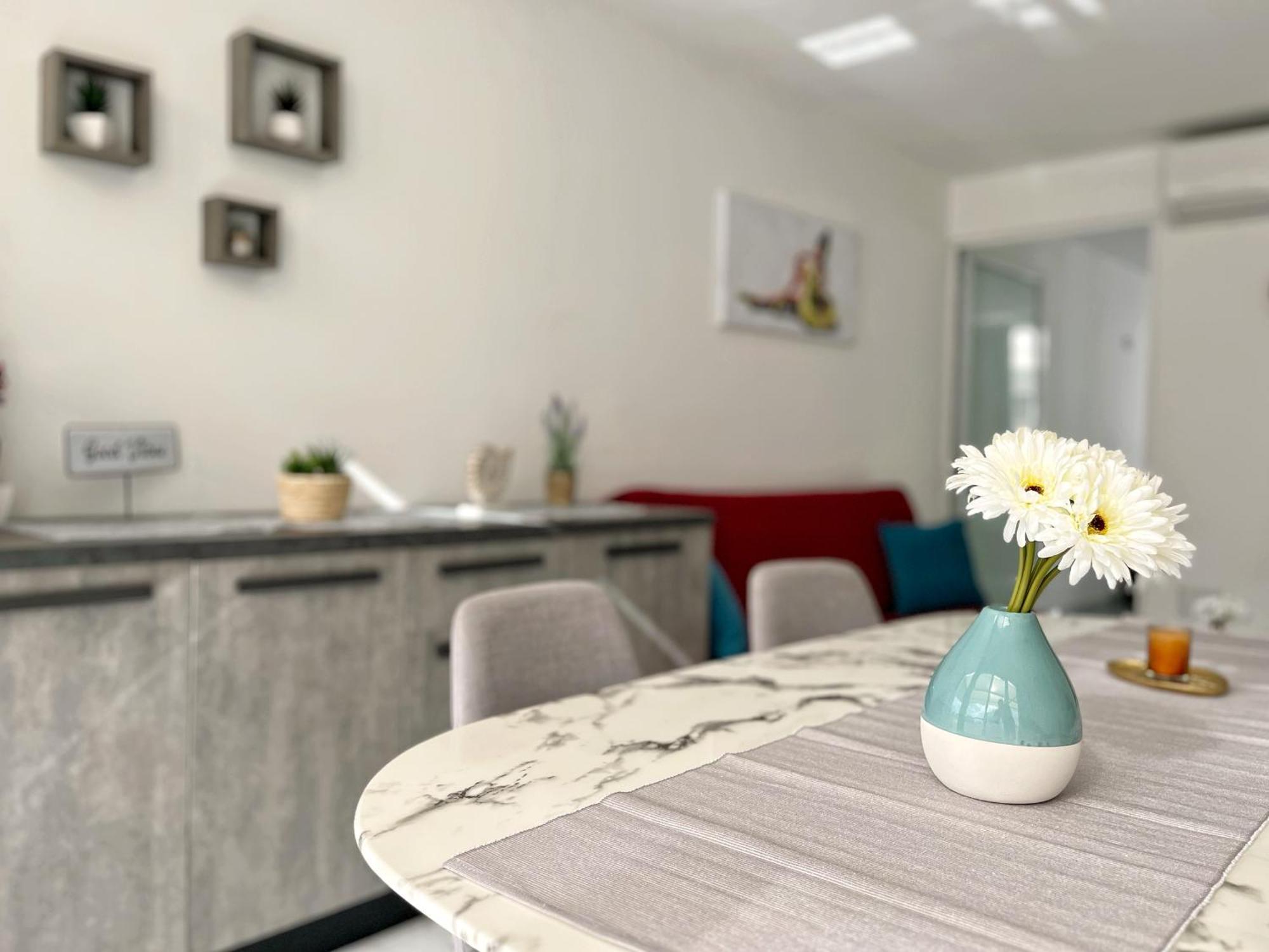 Marina Apartments Мсида Екстериор снимка