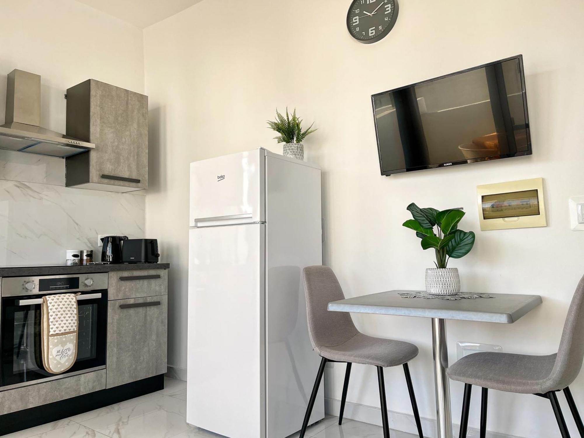Marina Apartments Мсида Екстериор снимка