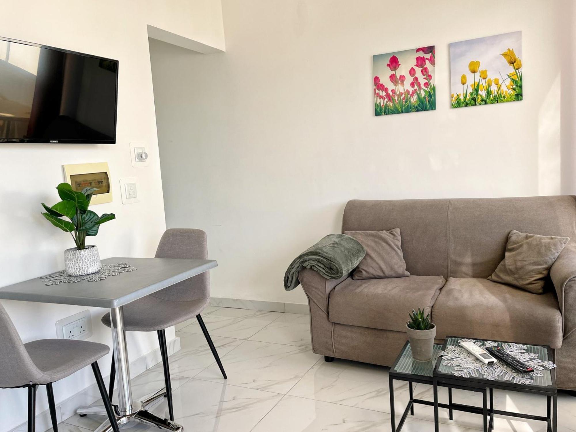 Marina Apartments Мсида Екстериор снимка